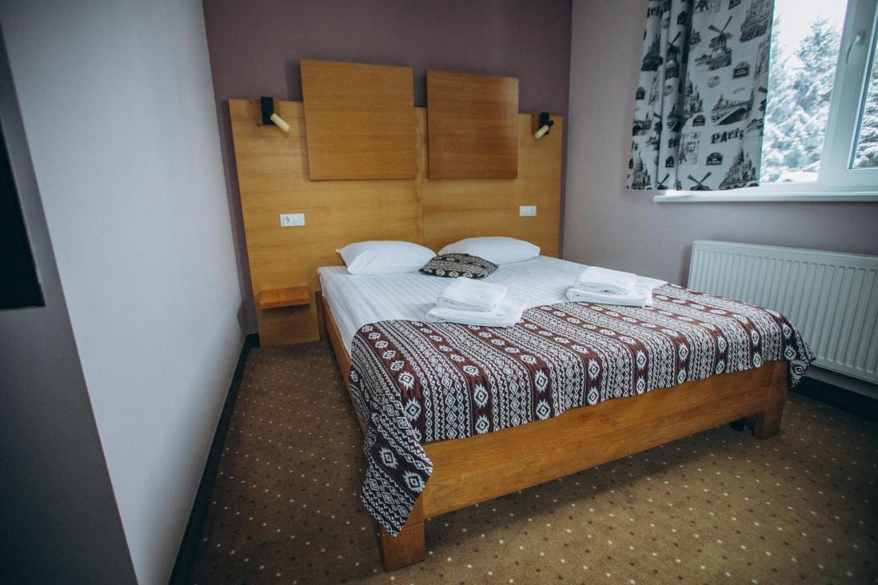 Hoch Land Hotel Yablunytsia Buitenkant foto